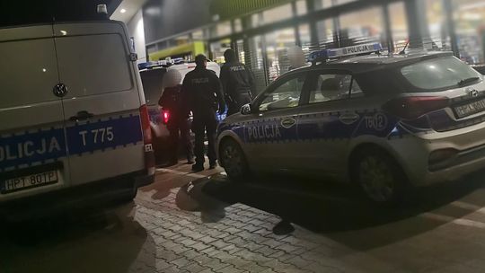 Trzy Osoby Zatrzymane Policjanci Zabezpieczyli Narkotyki