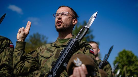 75 nowych żołnierzy złożyło przysięgę w Braniewie. Przed nimi dalsze szkolenia
