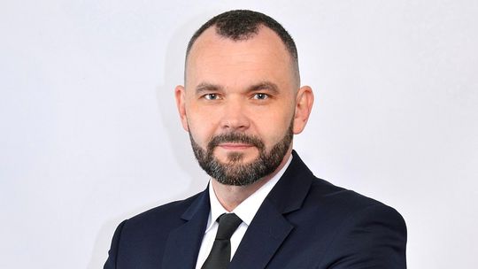 Alkohol za kierownicą i polityczna burza. Starosta lidzbarski składa rezygnację