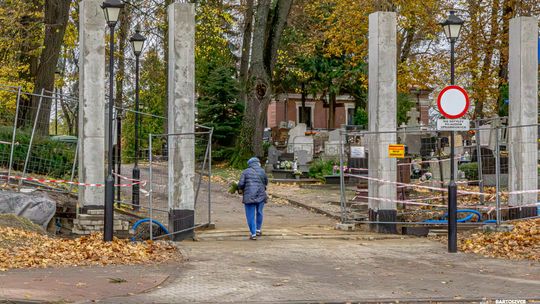 Bartoszyce: prace przy nekropolii nie utrudnią obchodów Wszystkich Świętych Bartoszyce: prace przy nekropolii nie utrudnią obchodów Wszystkich Świętych