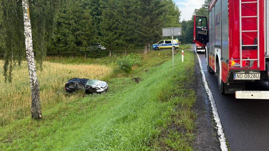 Dachowanie w okolicach Markajm. Były utrudnienia na drodze