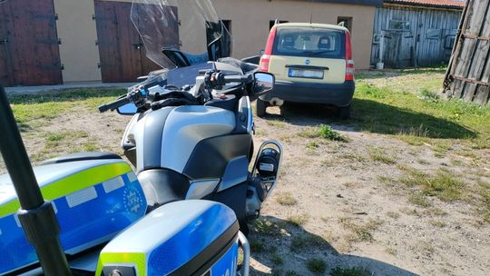Długi weekend w powiecie lidzbarskim: pijani kierowcy i próba ucieczki przed policjantami