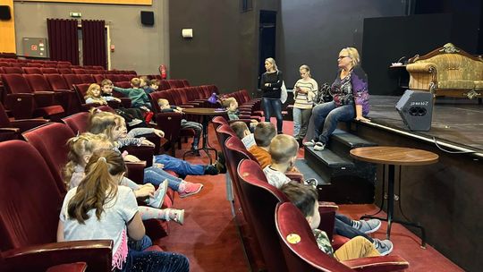 „Jest o czym rozmawiać”. Teatr Sewruka w Elblągu zaprasza szkoły do nowego programu