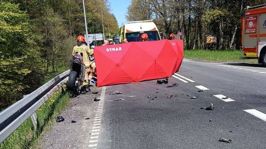 Tragiczny wypadek na DK54 – nie żyje motocyklista