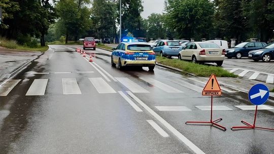 Wypadek w centrum Olecka. Policja bada okoliczności potrącenia