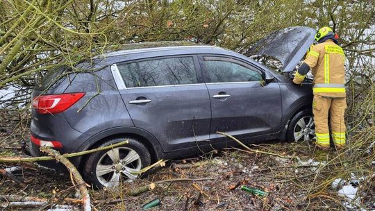 Zdarzenie drogowe w Pieckowie. Na szczęście nikt nie ucierpiał Zdarzenie drogowe w Pieckowie. Na szczęście nikt nie ucierpiał