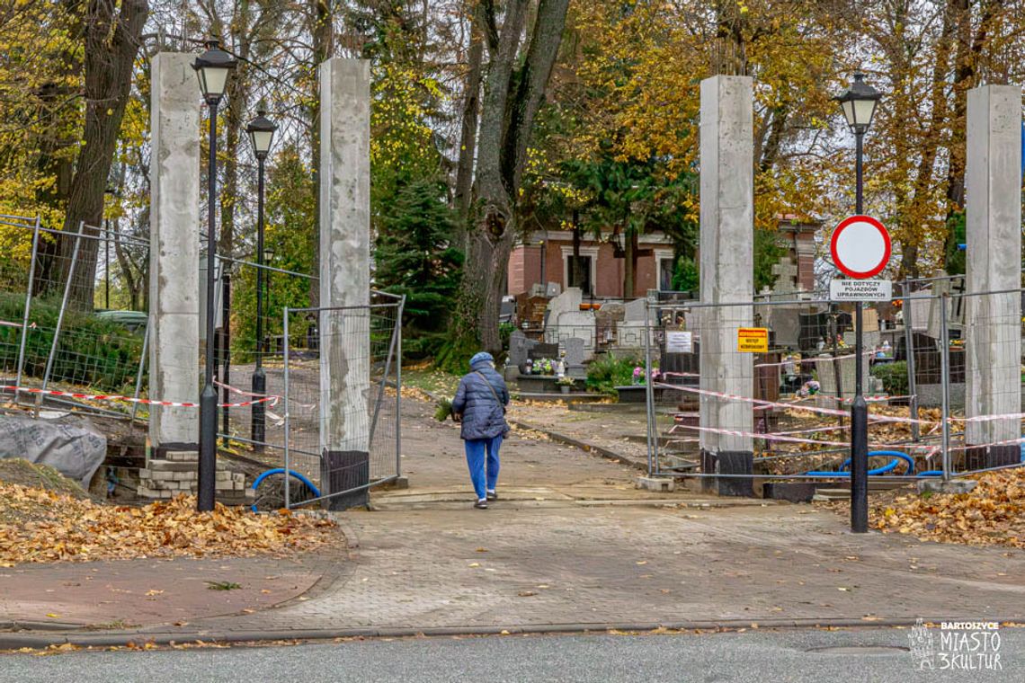 Bartoszyce: prace przy nekropolii nie utrudnią obchodów Wszystkich Świętych Bartoszyce: prace przy nekropolii nie utrudnią obchodów Wszystkich Świętych
