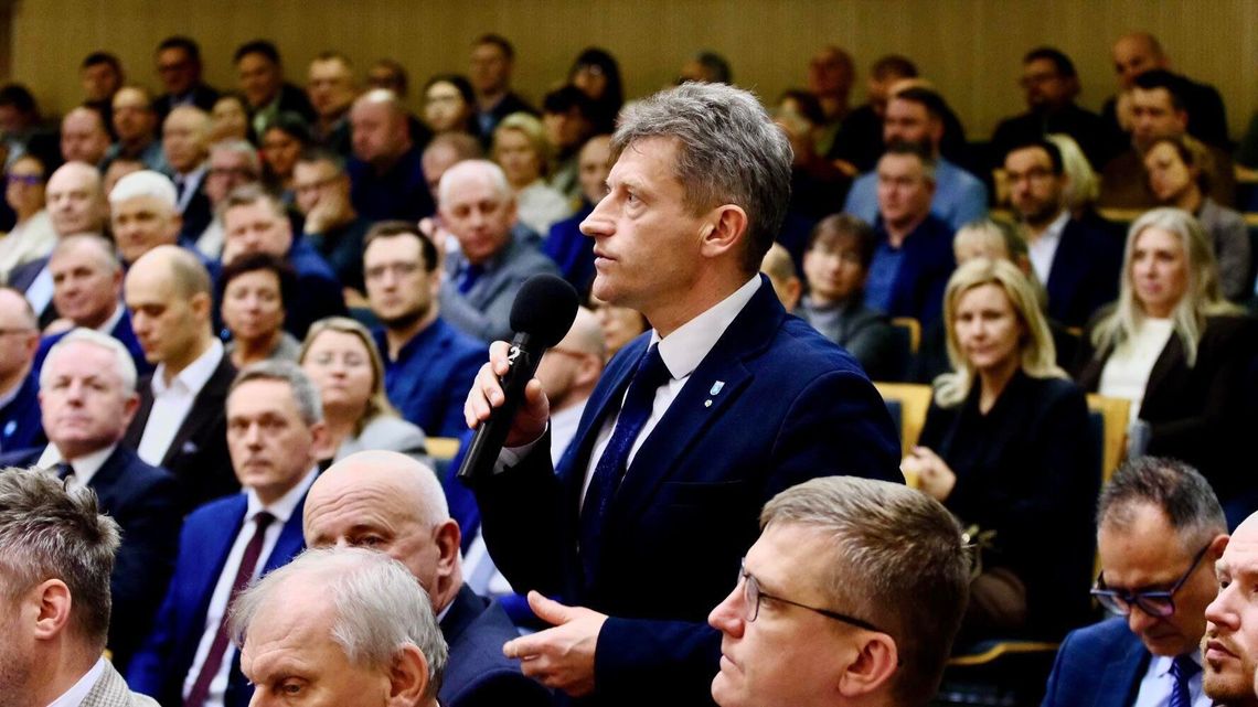 Burmistrz Lidzbarka Warmińskiego o roli samorządów w bezpieczeństwie kraju: małe miasta, duże sprawy Burmistrz Lidzbarka Warmińskiego o roli samorządów w bezpieczeństwie kraju: małe miasta, duże sprawy