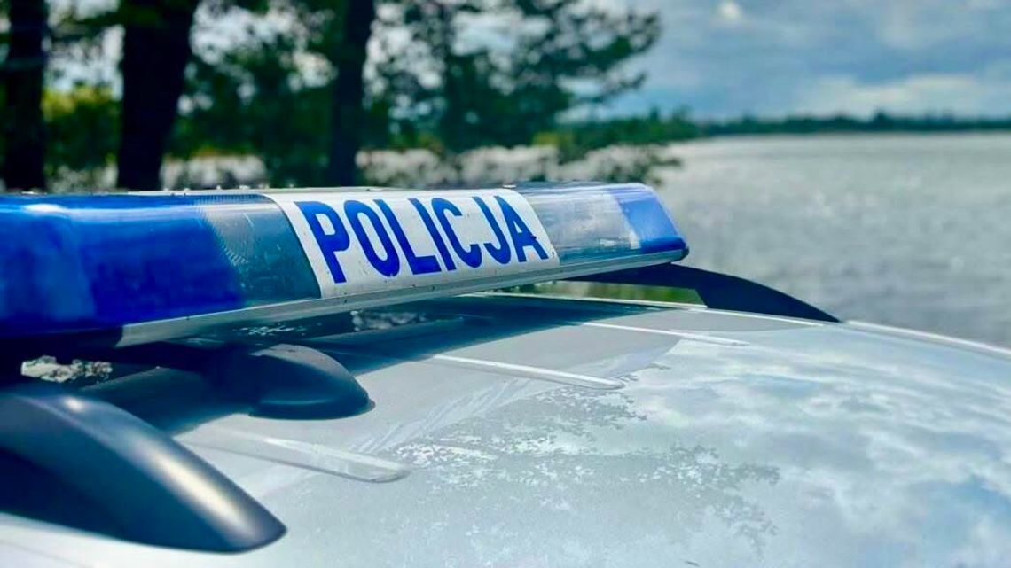 Chciał tylko pojeździć cudzą hulajnogą. Skończył z zarzutem Chciał tylko pojeździć cudzą hulajnogą. Skończył z zarzutem
