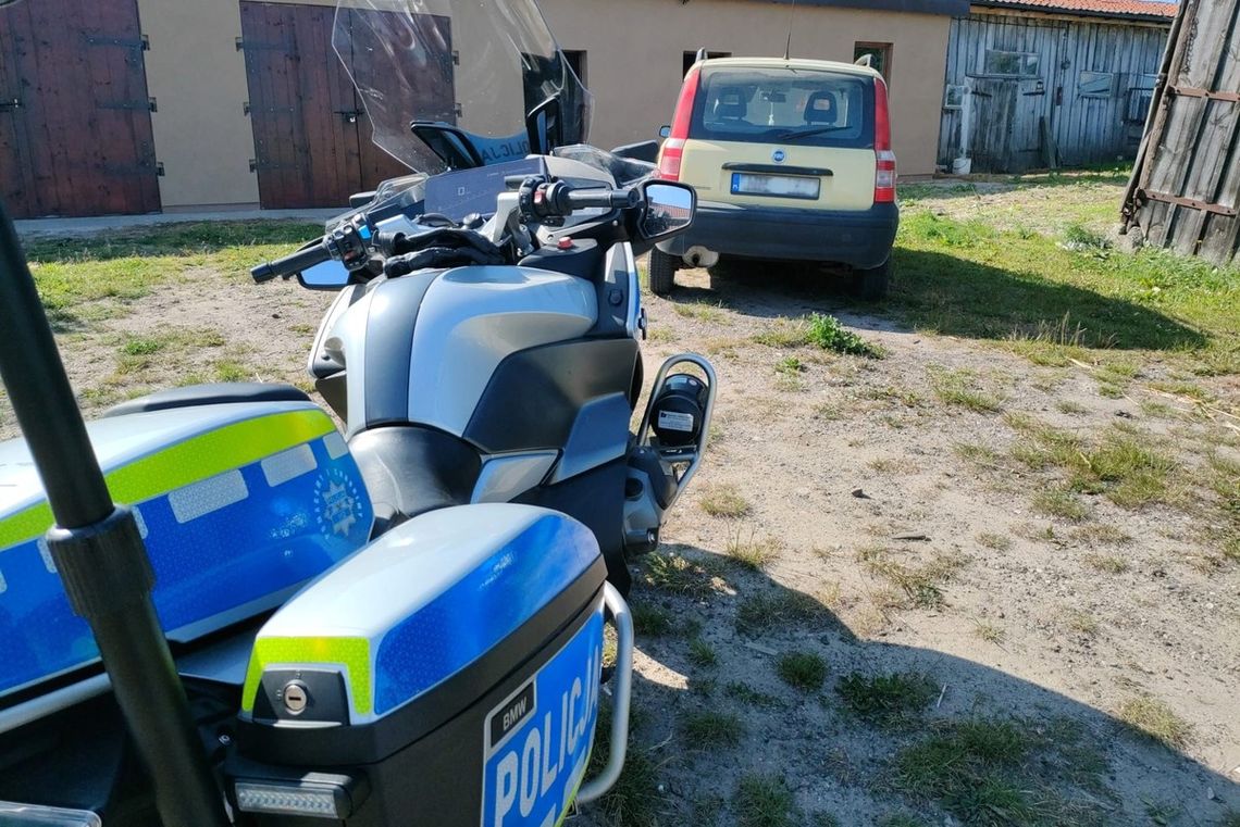Długi weekend w powiecie lidzbarskim: pijani kierowcy i próba ucieczki przed policjantami