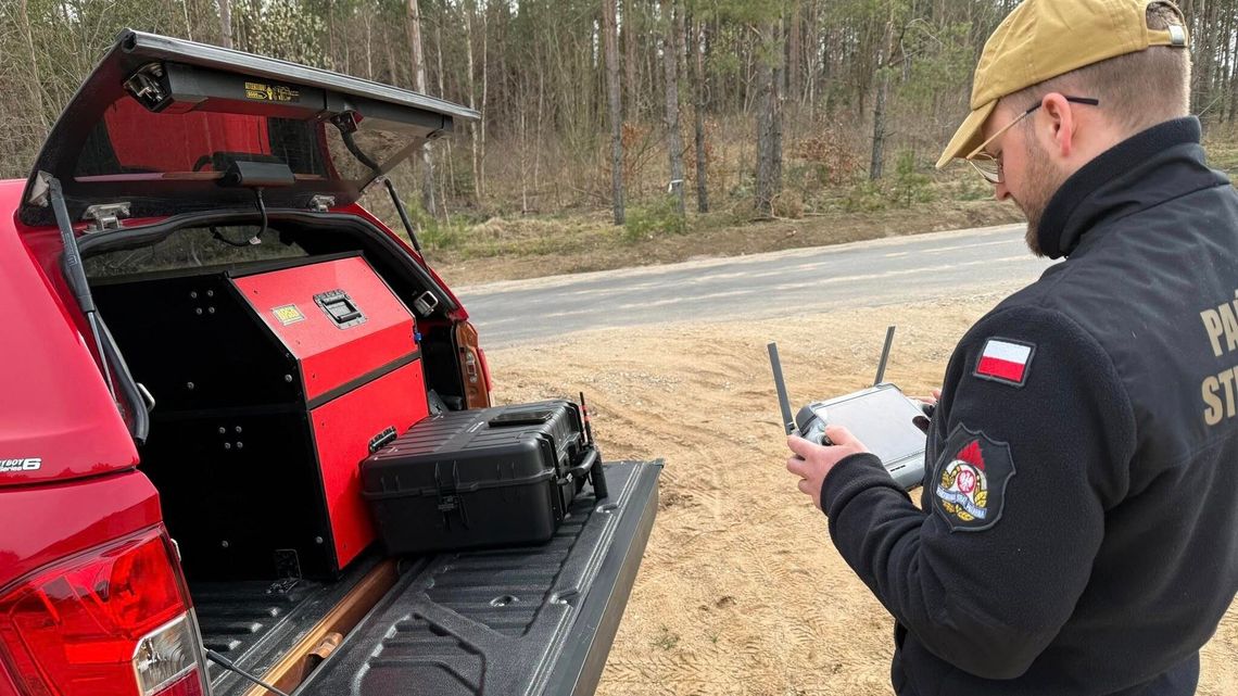 Dron nad Wieliczkami. Strażacy ruszyli do akcji poszukiwawczej