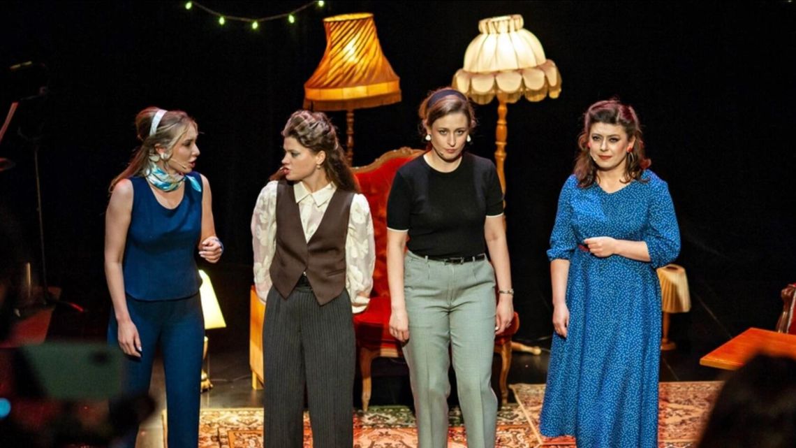 Humor, ironia i wielkie nazwiska. Elbląg zaprasza na wyjątkowy koncert