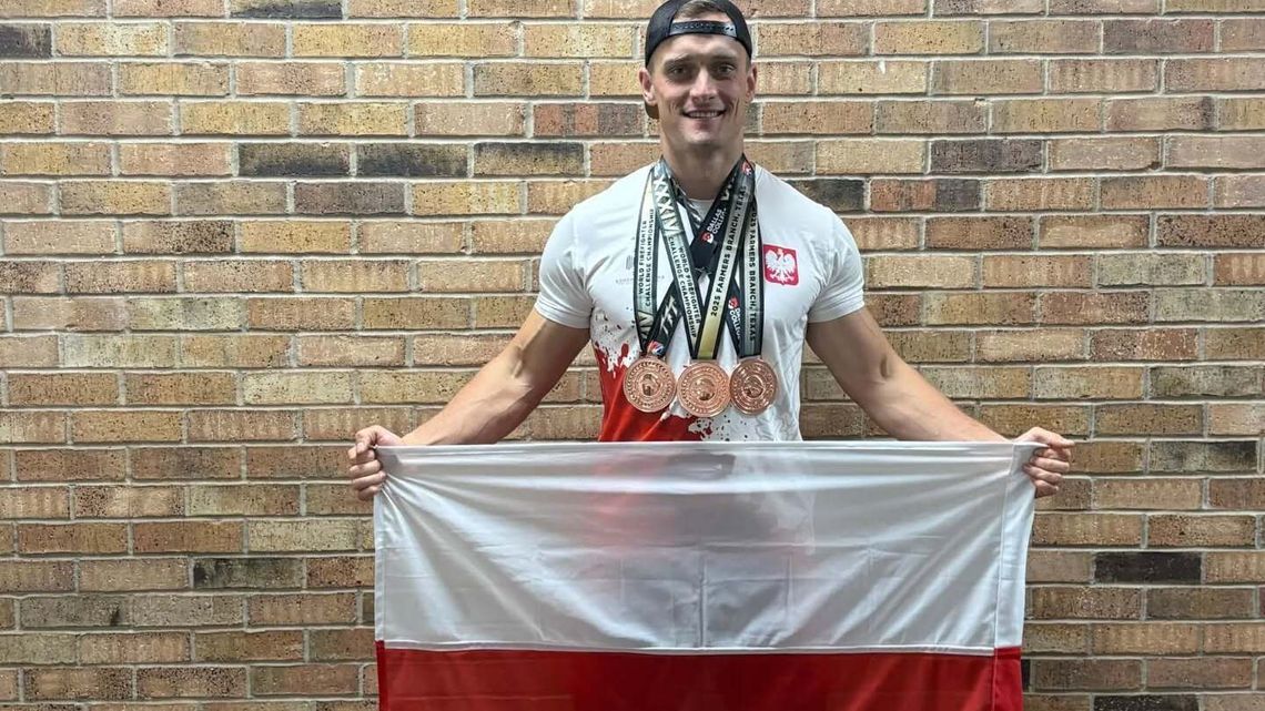 Kętrzyn może być dumny! Dominik Brunejko wraca z Dallas z trzema medalami