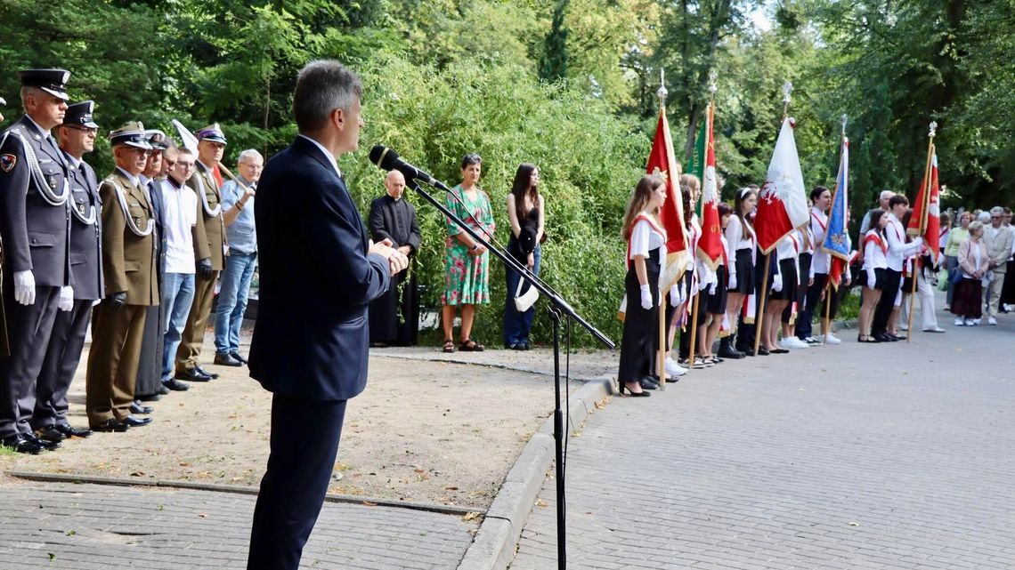 Lidzbark Warmiński pamięta. Uroczystości w 87. rocznicę wybuchu II wojny światowej Lidzbark Warmiński pamięta. Uroczystości w 87. rocznicę wybuchu II wojny światowej