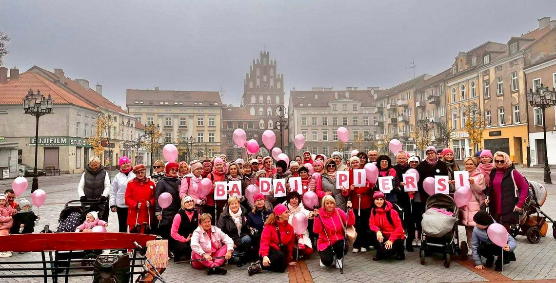 Marsz Różowej Wstążki w Bartoszycach. Nie tylko panie apelowały: badaj piersi!