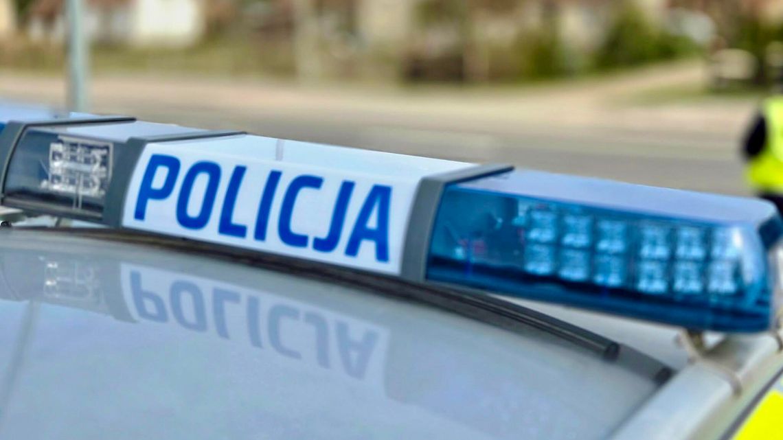 Najpierw strzał z wiatrówki, później atak... mieczem