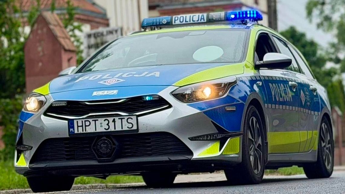 Nietypowy finał policyjnej interwencji w Mrągowie. Potrzebni byli kolejni kierowcy Nietypowy finał policyjnej interwencji w Mrągowie. Potrzebni byli kolejni kierowcy