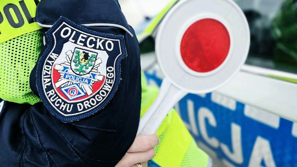 Policjanci z Olecka sprawdzili pasażerów. Jeden z nich był poszukiwany przez sąd Policjanci z Olecka sprawdzili pasażerów. Jeden z nich był poszukiwany przez sąd