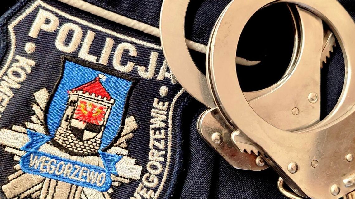 Policyjne zatrzymania w Węgorzewie. Trzech mężczyzn trafiło do więzienia i aresztu Policyjne zatrzymania w Węgorzewie. Trzech mężczyzn trafiło do więzienia i aresztu