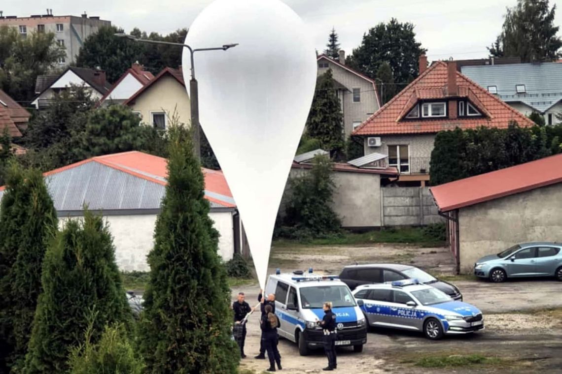 Przemytnicze balony nad Warmią i Mazurami. Nietypowe znaleziska na polach i osiedlach