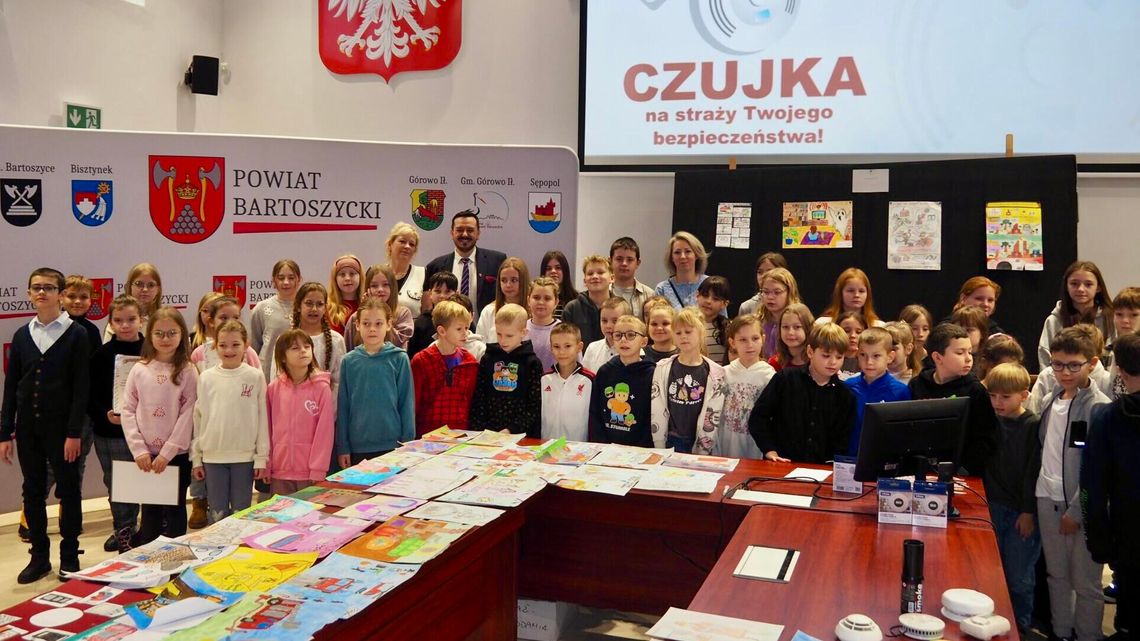 Rekordowy konkurs w Bartoszycach: „Czujka na straży bezpieczeństwa”. Rekordowy konkurs w Bartoszycach: „Czujka na straży bezpieczeństwa”.