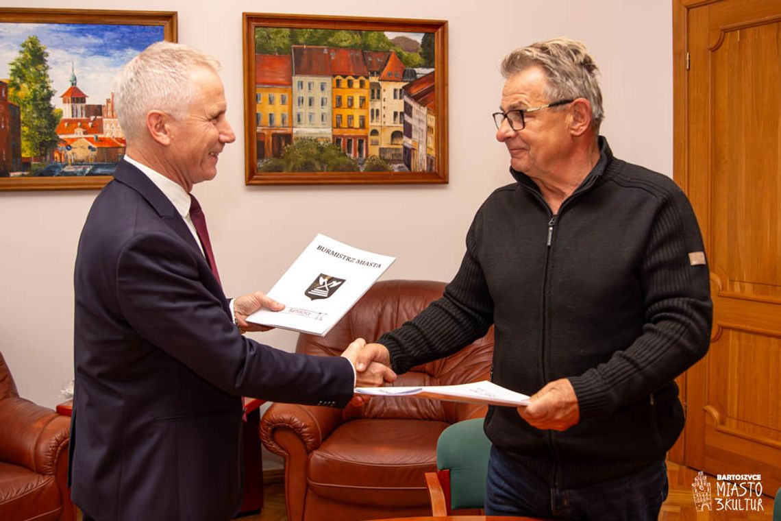 Rusza przebudowa ul. Lelewela w Bartoszycach. Umowa podpisana Rusza przebudowa ul. Lelewela w Bartoszycach. Umowa podpisana