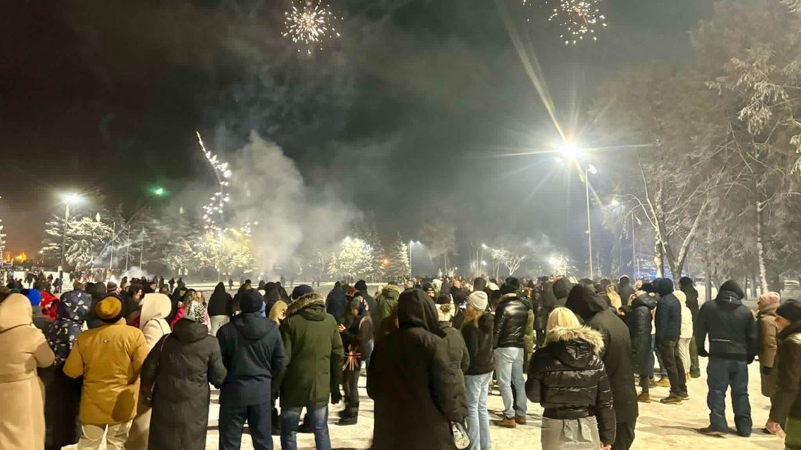 Sylwestrowa noc w Bartoszycach. Tak miasto powitało Nowy Rok