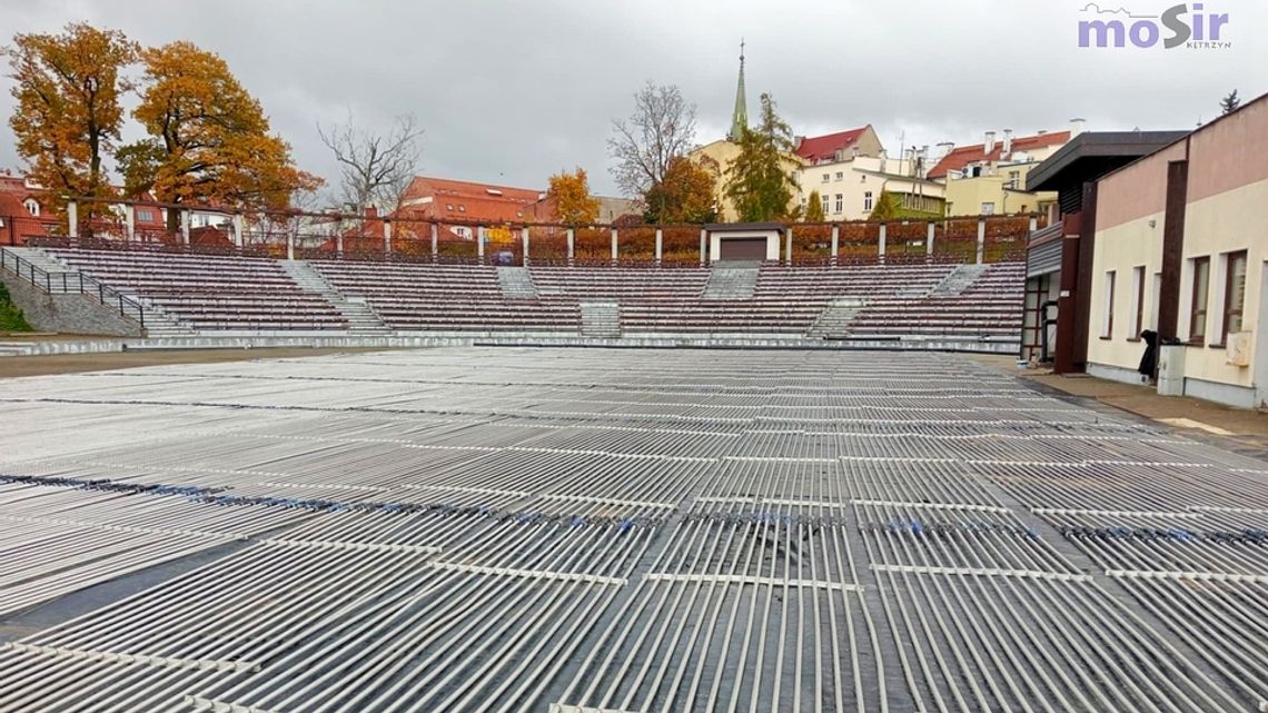 W Kętrzynie trwają już przygotowania do sezonu łyżwiarskiego