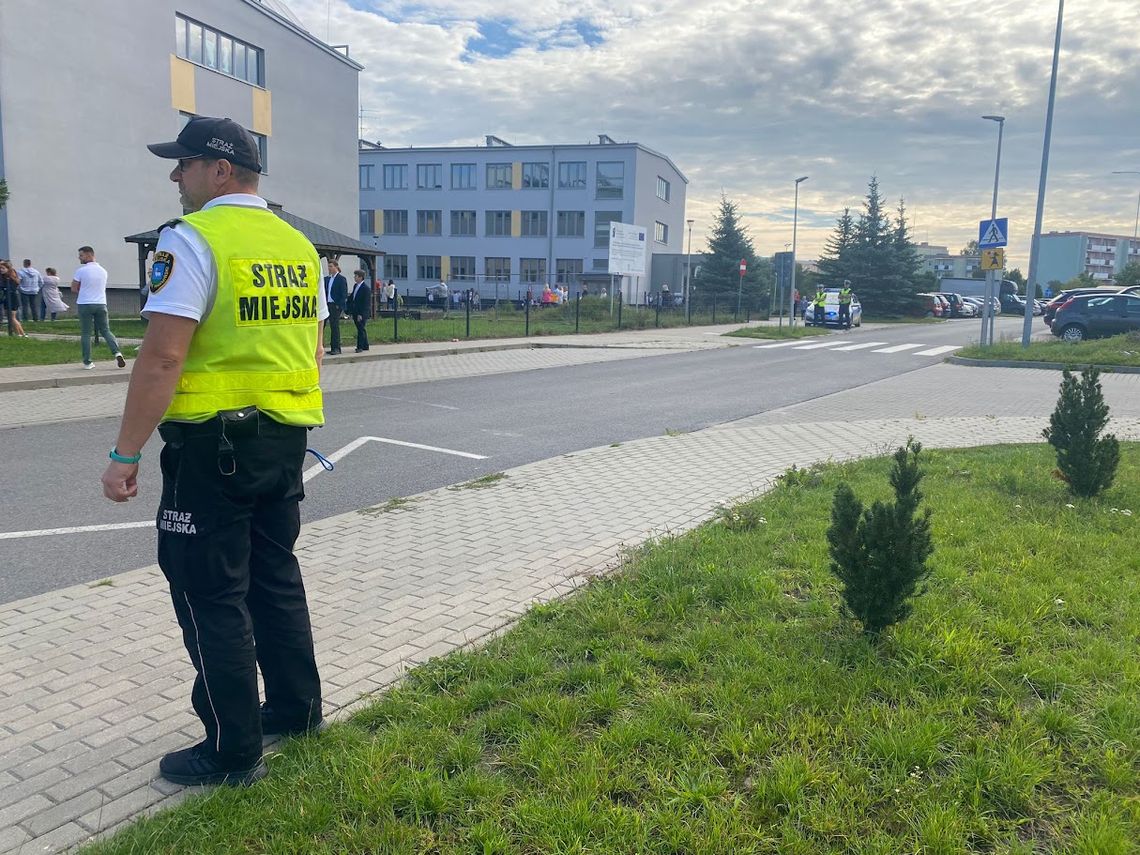 Więcej patroli i kontrole przy szkołach w Lidzbarku Warmińskim. To reakcja na ataki na Mazowszu Więcej patroli i kontrole przy szkołach w Lidzbarku Warmińskim. To reakcja na ataki na Mazowszu
