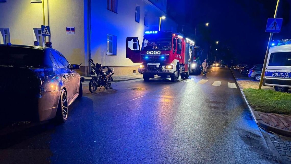Zderzenie BMW z motorowerem. Motorowerzysta trafił do szpitala Zderzenie BMW z motorowerem. Motorowerzysta trafił do szpitala
